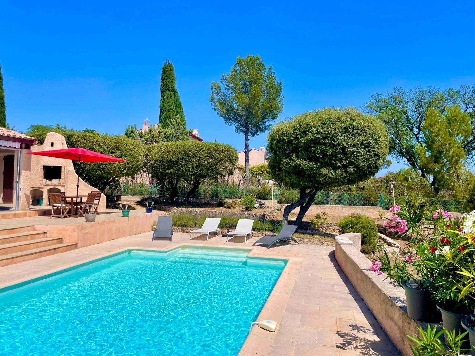 Charming French Riviera Villa // Pool, Seaview, Ac, 9Pax // Saint-Raphael  Exterior photo